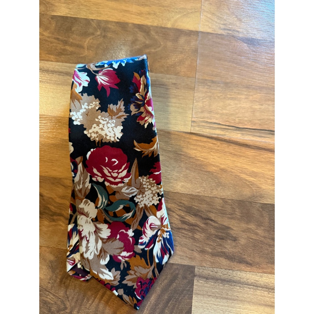 Woodward Tie Mens OS Multi Color Excellent Italian Silk Floral Print USA Made